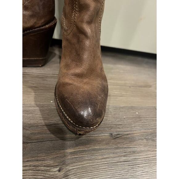 Frye Boots - Picture 5 of 9